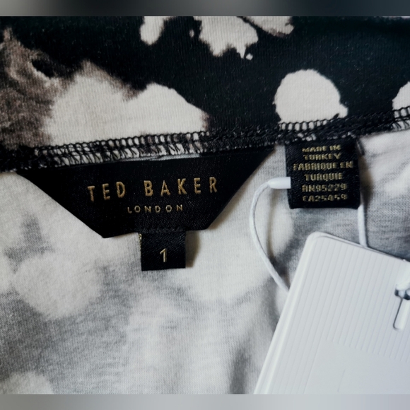 New Ted Baker London tee shirt - Picture 5 of 7
